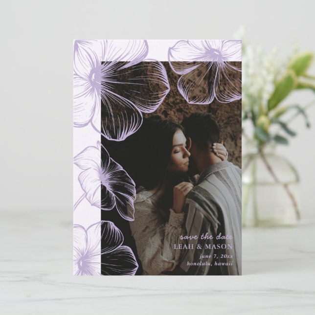 Modernes Foto Lilac Floral Save The Date (Stehend Vorderseite)