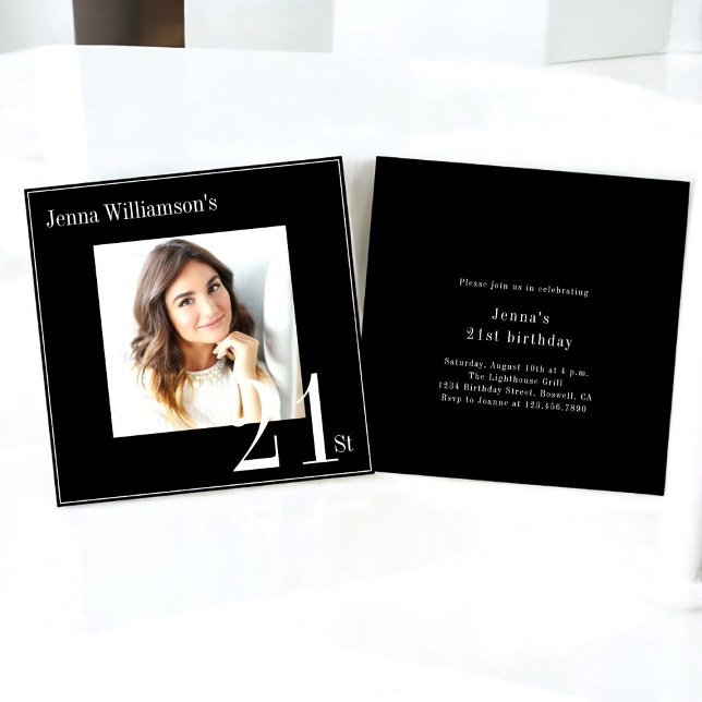 Modernes Foto minimale Schwarz/Weiß 21. Geburtstag Einladung (modern simple minimalistic 21st birthday invitation , fully editable and downloadable)