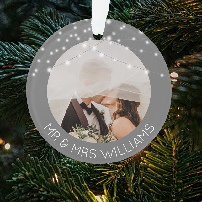 Modernes Foto Mr. & Mrs. Christmas Tree Ornament (Von Creator hochgeladen)