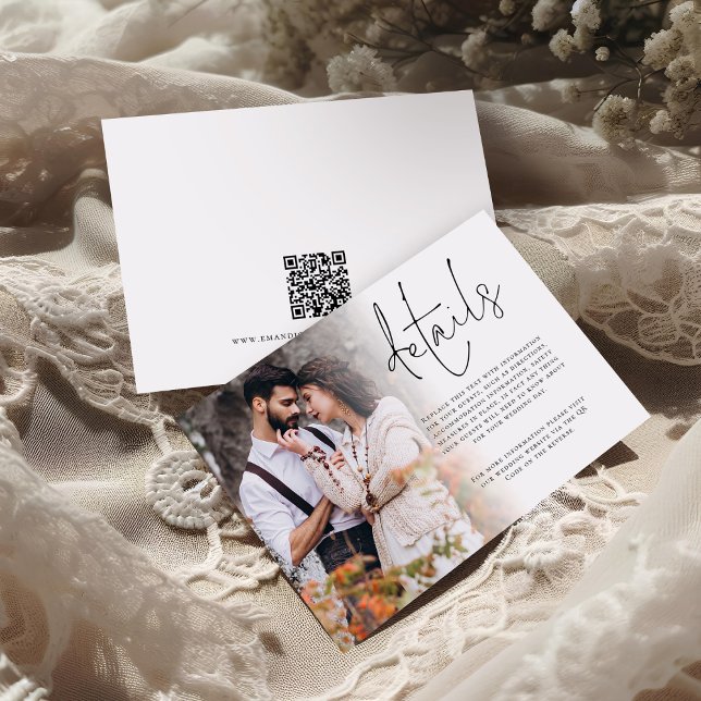 Modernes Foto-Overlay QR-Code Details Hochzeitssze Begleitkarte (Front and back view)