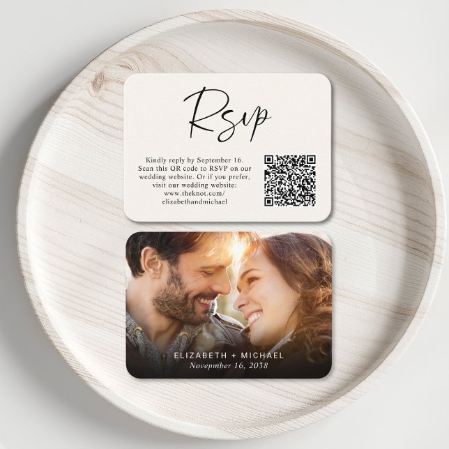 Modernes Foto QR Code Cream Wedding RSVP Begleitkarte (Von Creator hochgeladen)