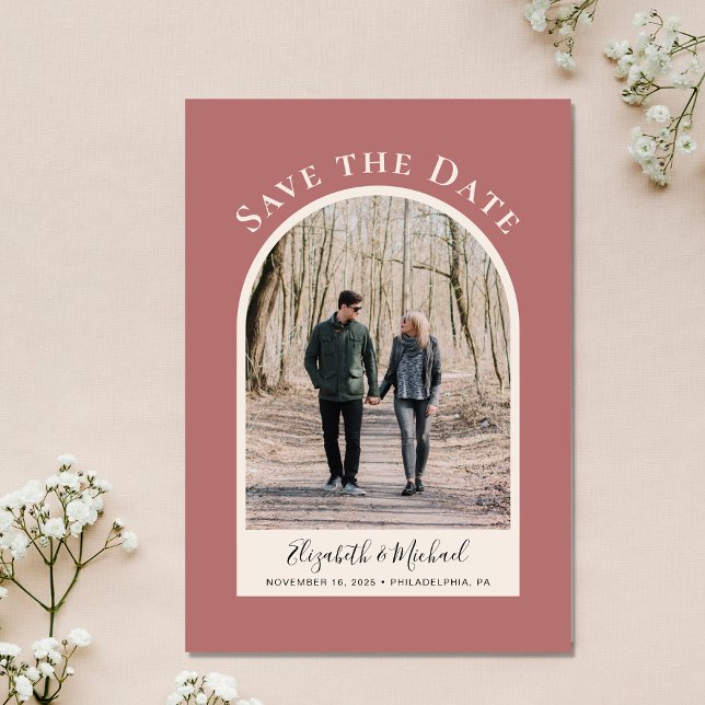 Modernes Foto Save The Date (Celebrate your love story with a save the date showcasing your photo in an elegant arch frame)