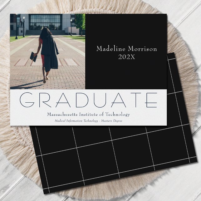 Modernes Foto Schwarz-weiß Ankündigung (Von Creator hochgeladen)