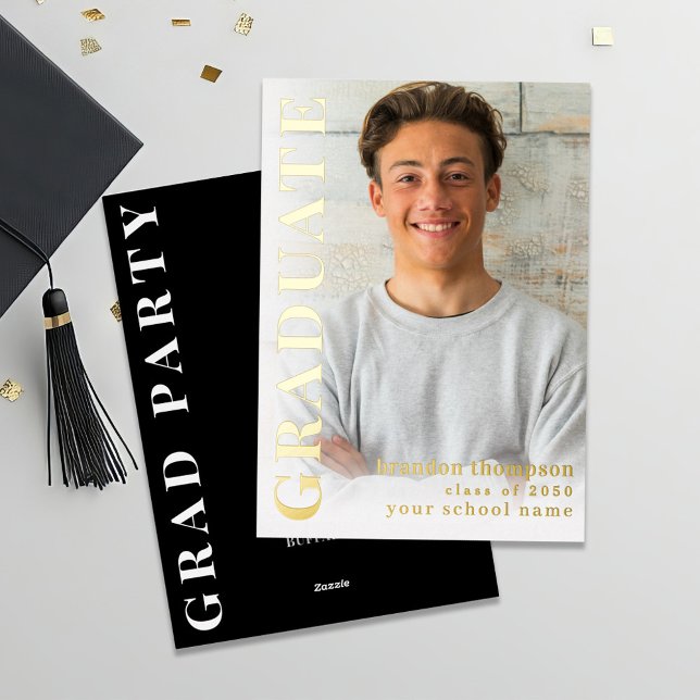 Modernes Foto-Template für Gold Graduate Folieneinladung (Graduate gold foil invitation announcement card. )