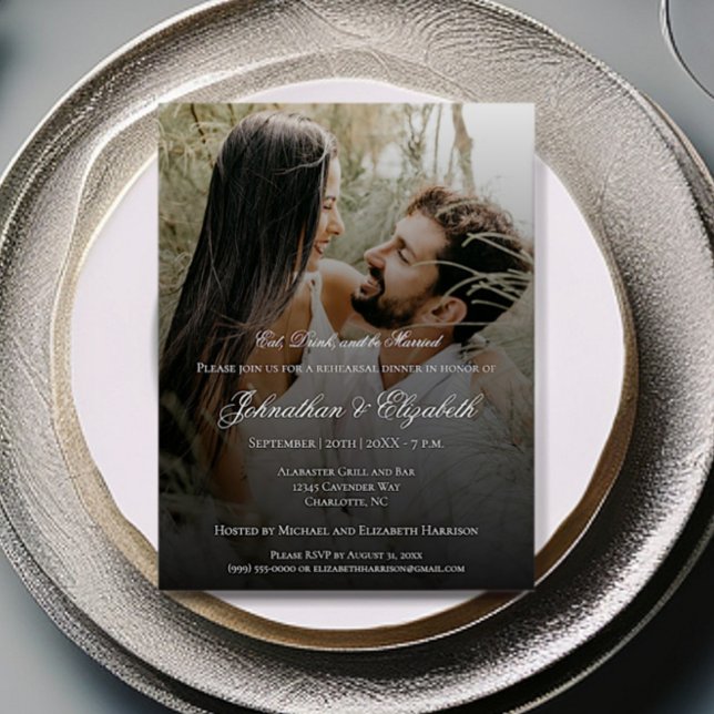 Modernes Foto und Black Overlay Probe Dinner Einladung (Modern Photo and Black Overlay Rehearsal Dinner Invitation)