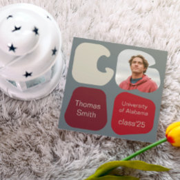 Modernes Foto zur Ankündigung von Abschlüssen und 