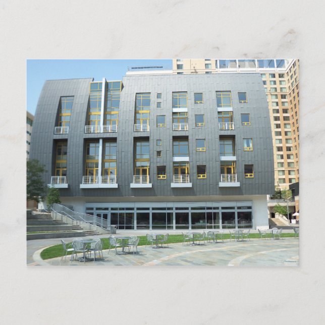 Modernes Gebäude Postkarte (Vorderseite)