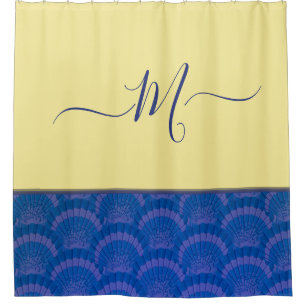 Modernes Gelbes Küstenblauer Seashell-Monogramm Duschvorhang