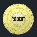 Modernes gelbes Monogramm-Namenskarton Dartscheibe<br><div class="desc">Moderne gelbe Dartplatte mit schwarzem Namen und weißem Monogramm. Personalisieren Sie mit Name und Initial.</div>