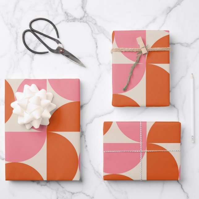Modernes geometrisch-rosa-orangefarbenes Muster de Geschenkpapier Set (Vorderseite)
