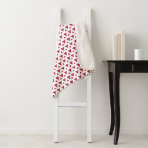 Modernes geometrisches Dreieck-Muster in Hot Pink Sherpadecke