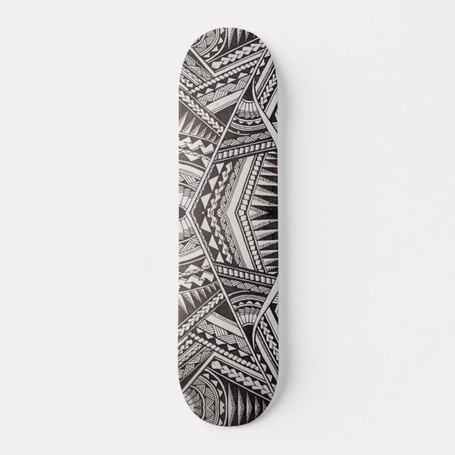 Modernes, geometrisches Tribal-Muster aus Schwarz  Skateboard (Vorne)