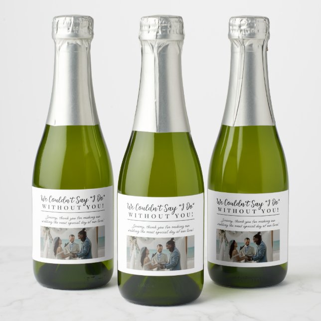 Modernes Geschenk von White Wedding Officers mit F (Flaschen)