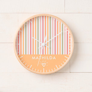 Modernes gestreiftes Kinderzimmer Uhr