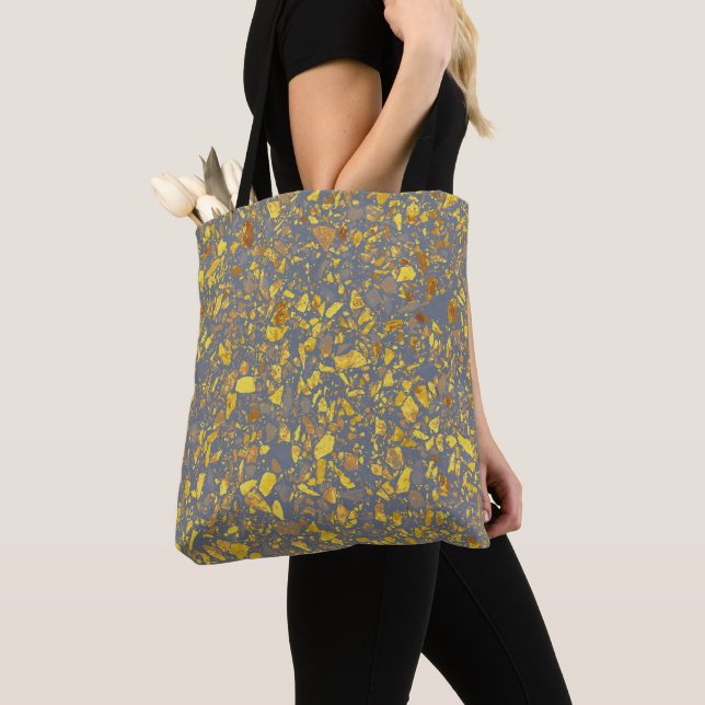Modernes Gold Terrazzo Muster (Von Nahem)