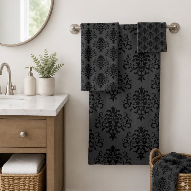 Modernes Gothic Gray Black Damask Muster Badhandtuch Set (Von Creator hochgeladen)