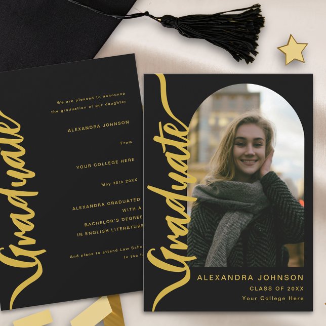 Modernes Graduate Foto Arch Black Gold Script Ankündigung (Modern Graduate photo arch Black and gold script Graduation announcement card)