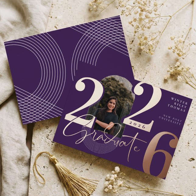 Modernes Graduate Script 2025 Concentric Arch Foto Folieneinladung (Modern Graduate Script 2026 Concentric Arch Photo Foil Invitation)