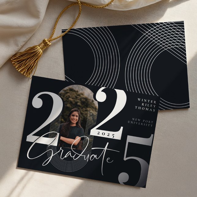 Modernes Graduate Script 2025 Concentric Arch Foto Folieneinladung (Modern Graduate Script 2024 Concentric Arch Photo Foil Invitation)