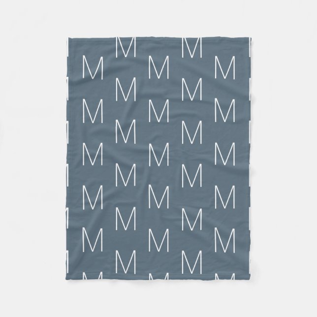 Modernes, grau-weißes Monogramm Fleecedecke (Vorderseite)