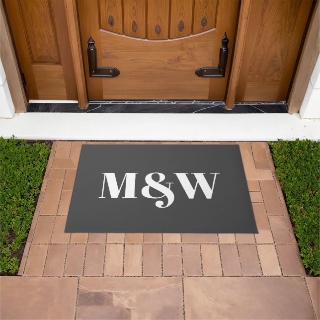 Modernes, grau-weißes Zierpaar, monogramm Fußmatte (Außenbereich)
