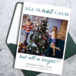Modernes Grün frohe Weihnachtskids-Foto Feiertagskarte<br><div class="desc">Feiern Sie die Saison mit der "All is Bright" Minimal Christmas Kids Foto Holiday Card mit einer sanften blauen Farbpalette. Dieses elegante und schlichte Design setzt das Foto Ihres Kindes in den Mittelpunkt, gerahmt von gepflegter Typografie und einem sanften, winterlichen Ambiente. Diese Karte ist ideal für Familien, die eine moderne...</div>