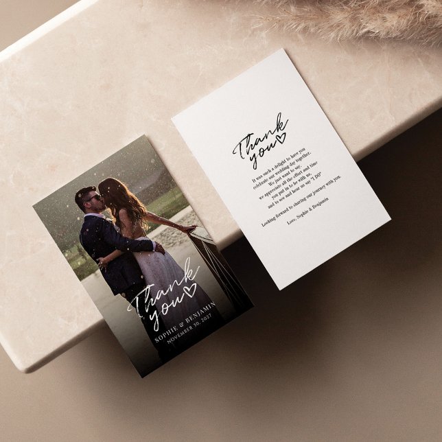 Modernes handgeschriebenes Hochzeitstag Foto Viele Mitteilungskarte (Wedding Day Couples Photo Thank You Card)