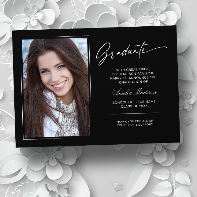 Modernes, handgeschriebenes Script-Graduate 2 Foto Ankündigung (Von Creator hochgeladen)