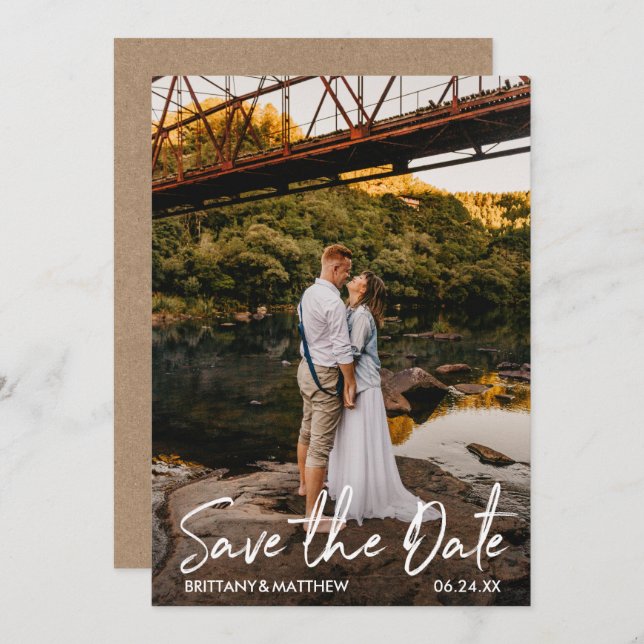 Modernes handgeschriebenes Script mit Foto Kraft Save The Date (Vorne/Hinten)