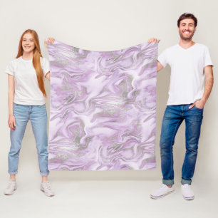 Modernes helllila und silbernes Marmormuster Fleecedecke