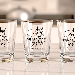 Modernes Hochzeitsfeierabenteuer - individuelles S Schnapsglas