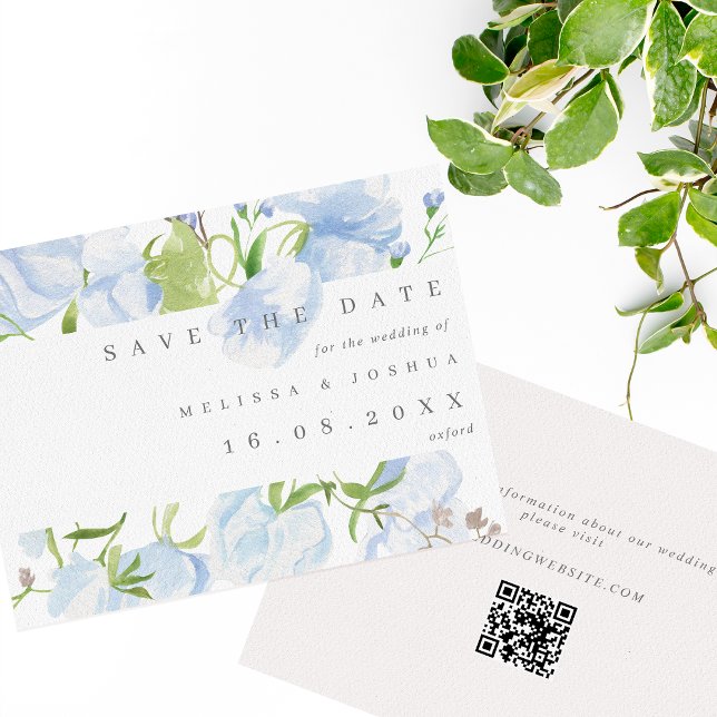Modernes Hochzeitsszenario mit hellblauer Flora QR Save The Date (Von Creator hochgeladen)