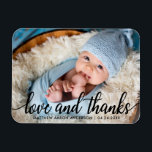 Modernes Kalligrafie-Skript Neue Baby-Liebe und Da Magnet<br><div class="desc">Modernes Kalligraphie Script Neue Baby Liebe und vielen Dank Foto Danke Magnet</div>