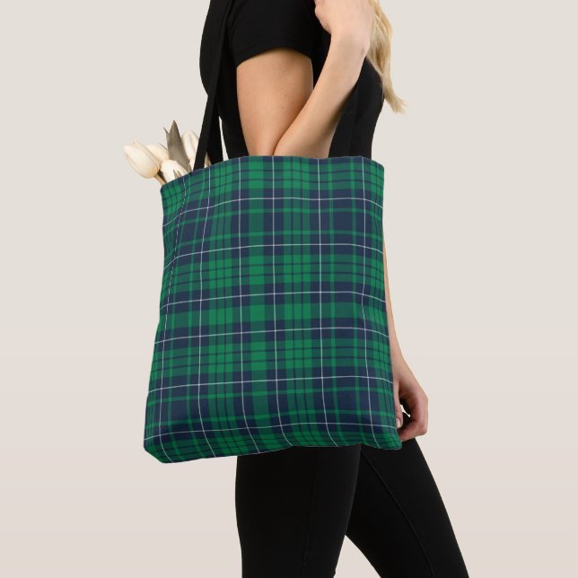 Modernes Kariertes Green und Blue Tartan Muster (Von Nahem)