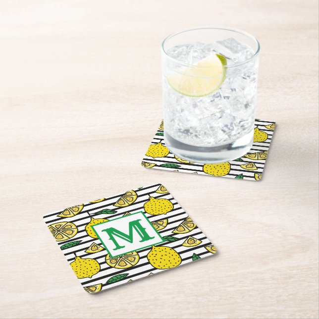 Modernes Lemon auf Schwarz-Weiß-Muster Monogramm Rechteckiger Pappuntersetzer (Vor Ort)