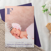 Modernes Lila erstes neues Baby-Foto