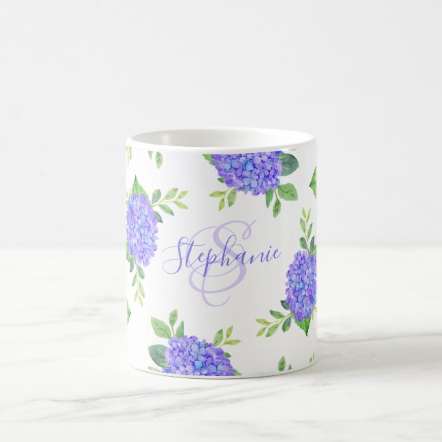 Modernes Lila Hydrangea-Monogramm Kaffeetasse (Mittel)