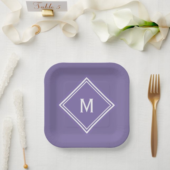 Modernes Lila Monogramm Pappteller (Hochzeit)