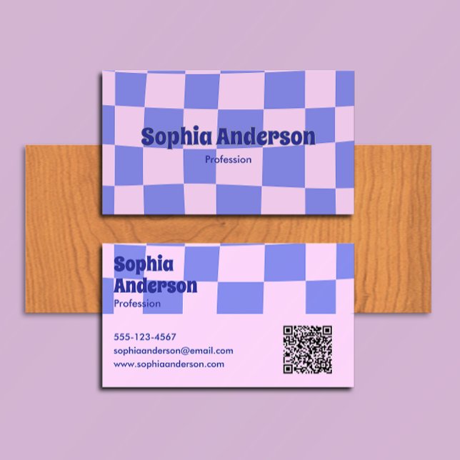 Modernes Lila und rosa Karton - Qr Code Visitenkarte (Von Creator hochgeladen)