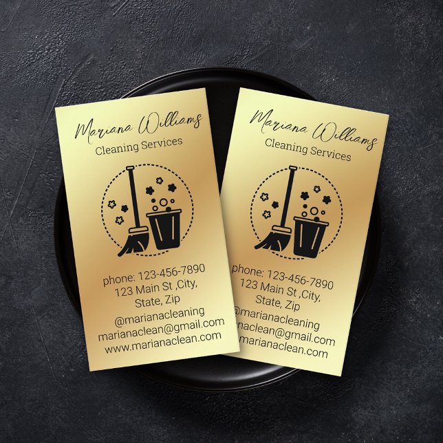 modernes Logo für die einfache Reinigung von Gold Visitenkarte (Von Creator hochgeladen)