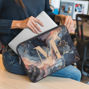 Modernes Marmor mit Aquarellfarbe Rosa Blau Gold M Laptopschutzhülle