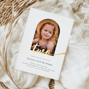 Modernes Minimal Arch Foto 2. Geburtstag Folieneinladung