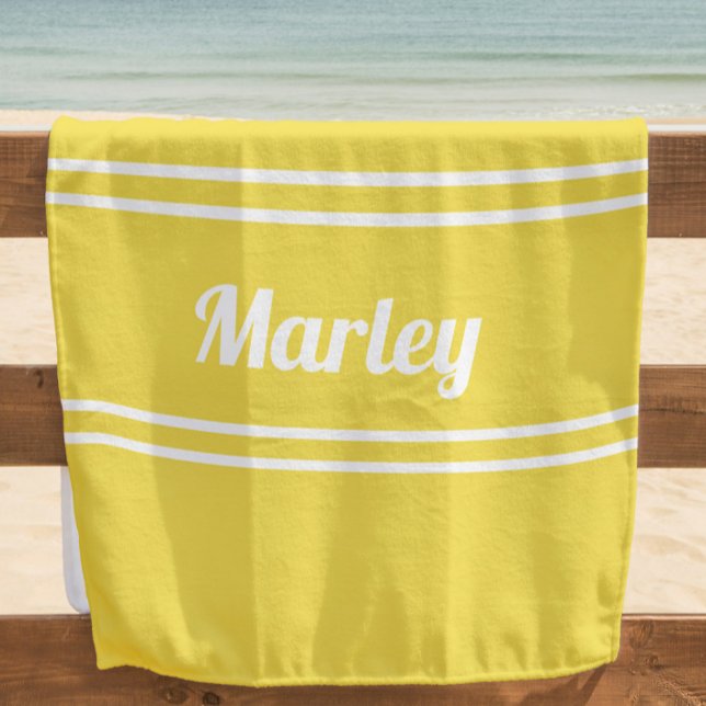 Modernes Minimal Name Monogram Script Trendy Yello Strandtuch (Von Creator hochgeladen)