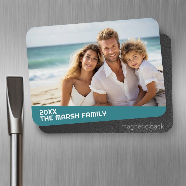 Modernes Minimales Foto mit Diagonal-Farbblock Magnet (Personalized fridge magnet - add photos and custom text)