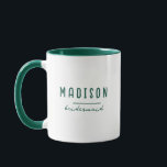 Modernes Minimalistisch | Bridesmaid Wedding Green Tasse<br><div class="desc">Erstellen Sie Ihre eigenen Tasse. Ein einfaches und modernes Design in dunkelgrün und weiß mit handgeschriebener Kalligraphie und spielerischer informeller Typografie für ein minimalistisches,  kühnes und cooles Aussehen. Jeder Schriftart,  jede Farbe,  kein Minimum.</div>