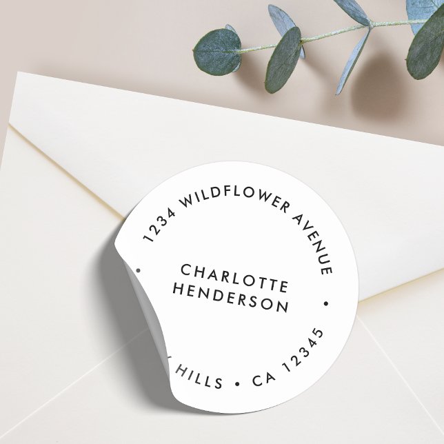 Modernes Minimalistisch | Einfache weiße Rücksende Runder Aufkleber (A stylish white envelope seal perfect for weddings, business, or everyday mail)