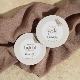 Modernes Minimalistisches Beige-Schmetterling-Brau Runder Aufkleber