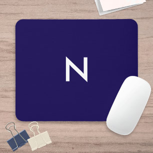 Modernes minimalistisches dunkelblaues Monogramm Mousepad