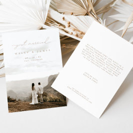 Modernes Minimalistisches Just Married Foto Hochze Ankündigung
