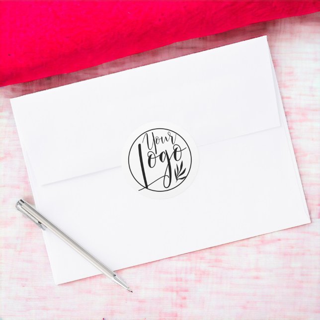 Modernes, minimalistisches Logo-Branding Schwarz-w Runder Aufkleber (Modern minimalist Logo branding black white Classic Round Sticker)